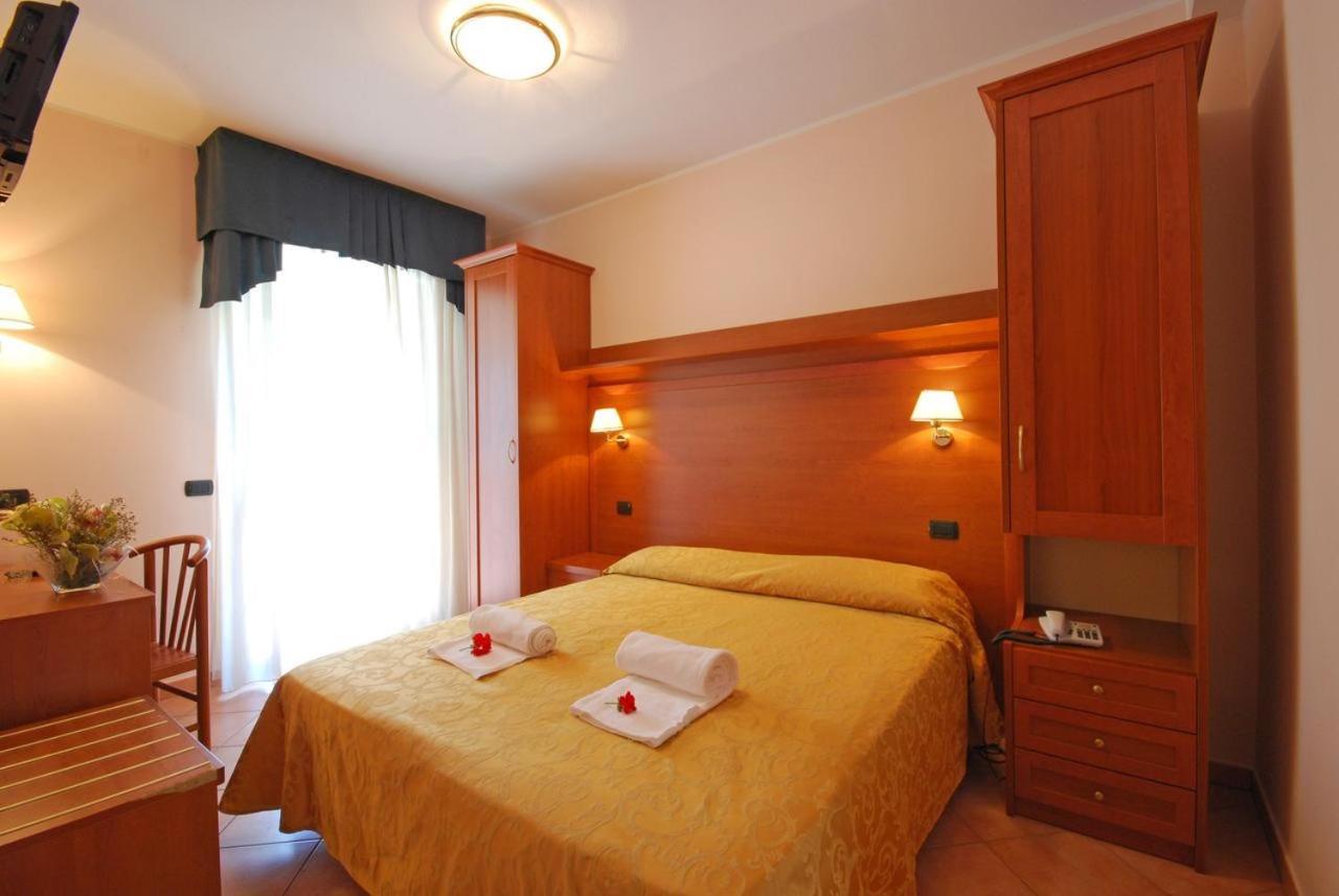 Hotel Jole Cesenatico Eksteriør bilde