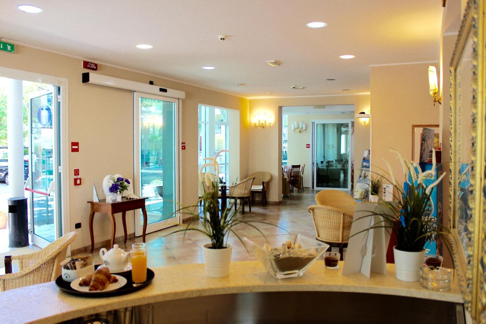 Hotel Jole Cesenatico Eksteriør bilde