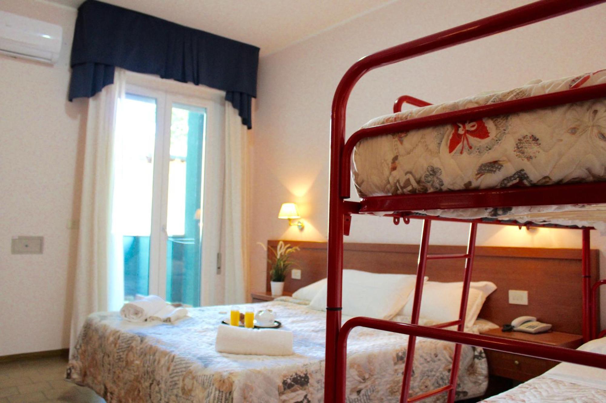 Hotel Jole Cesenatico Eksteriør bilde